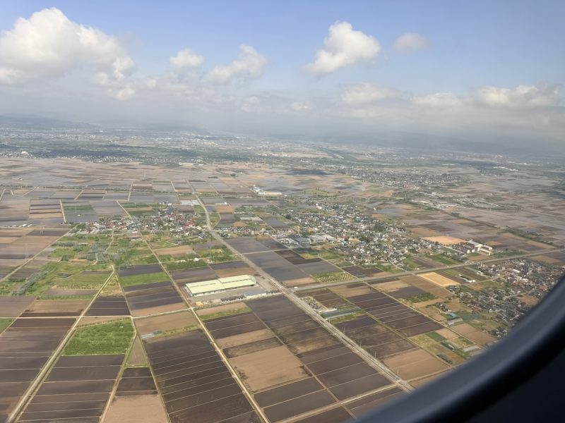 会場となった山形県内、山形空港に着陸する前
